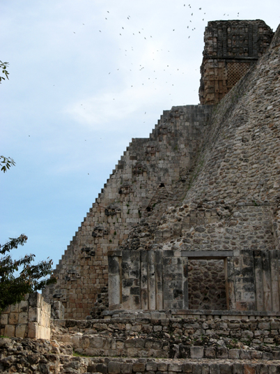 0704 uxmal 09.jpg